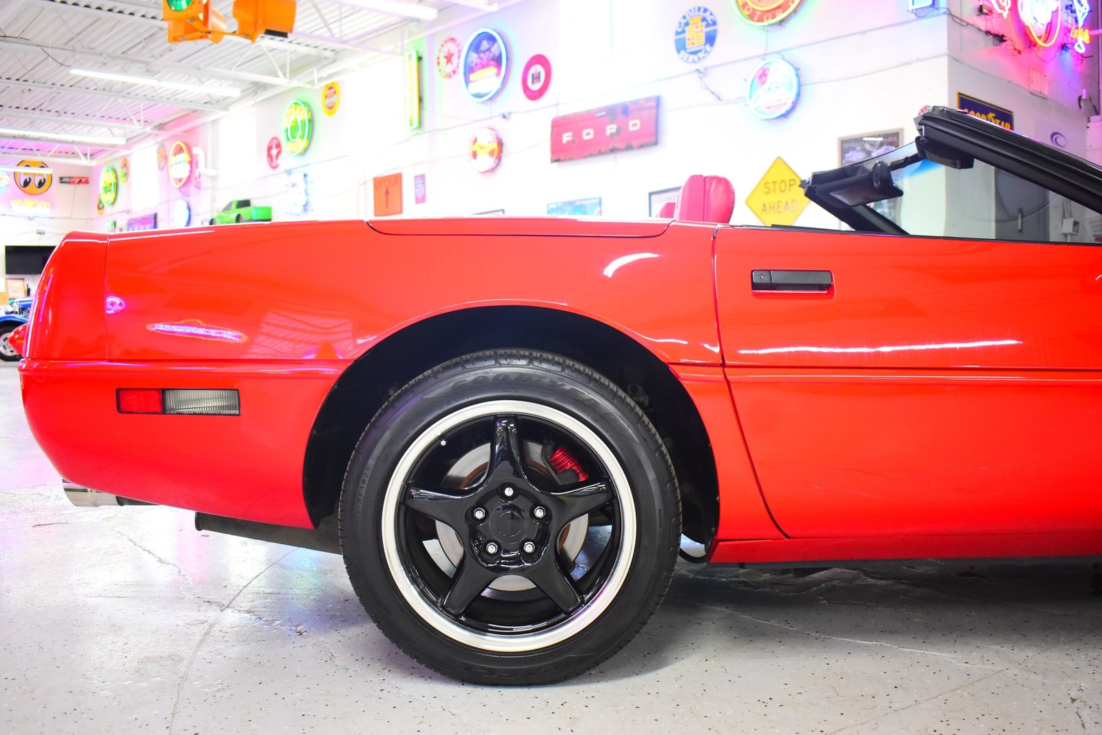 Chevrolet-Corvette-1991-Convertible-7