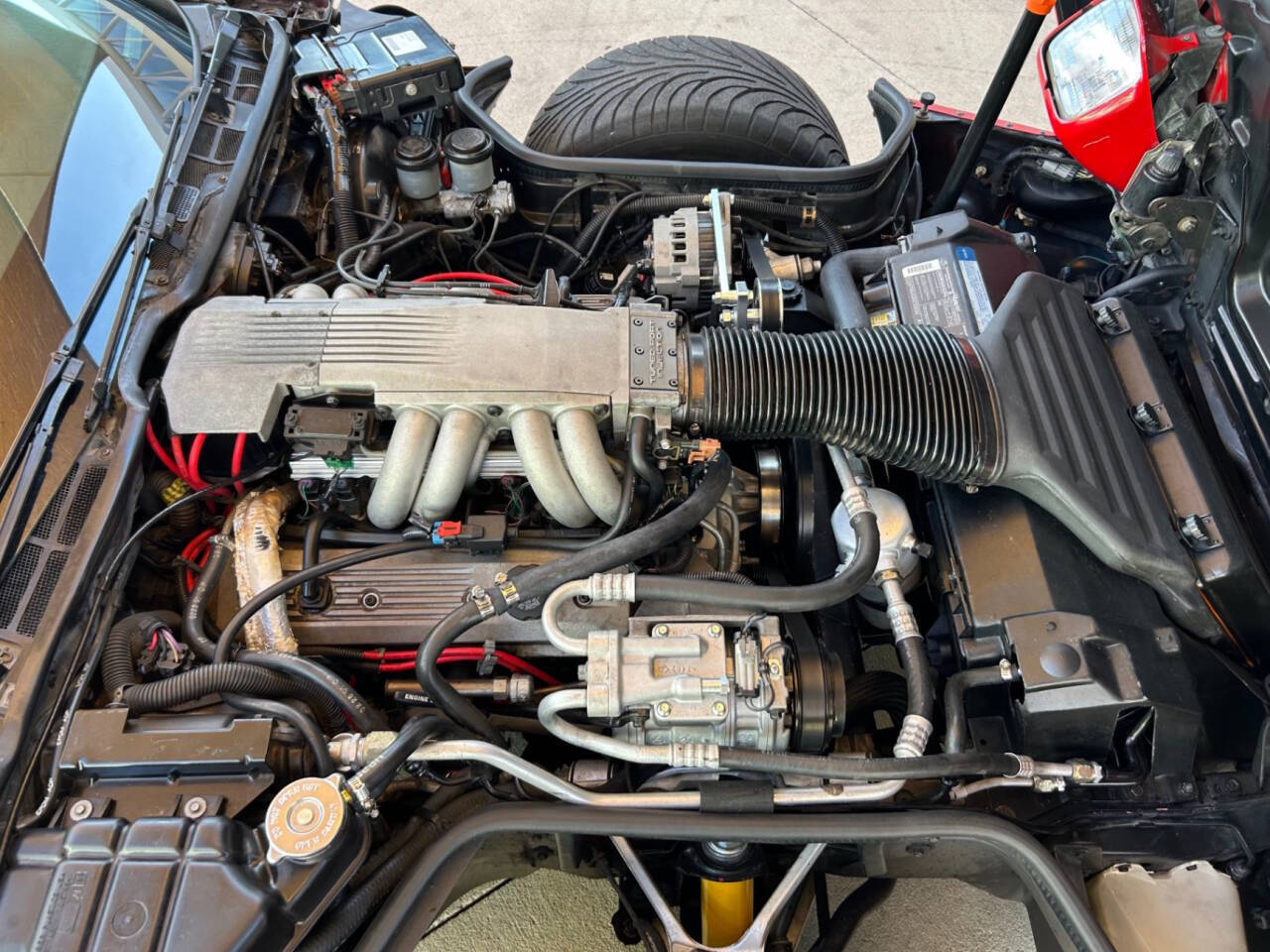 Chevrolet-Corvette-1991-Hatchback-24