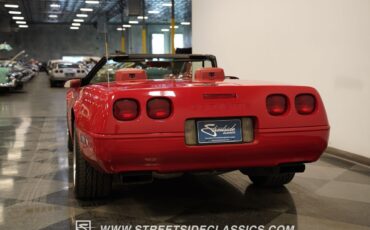 Chevrolet-Corvette-1992-Convertible-13