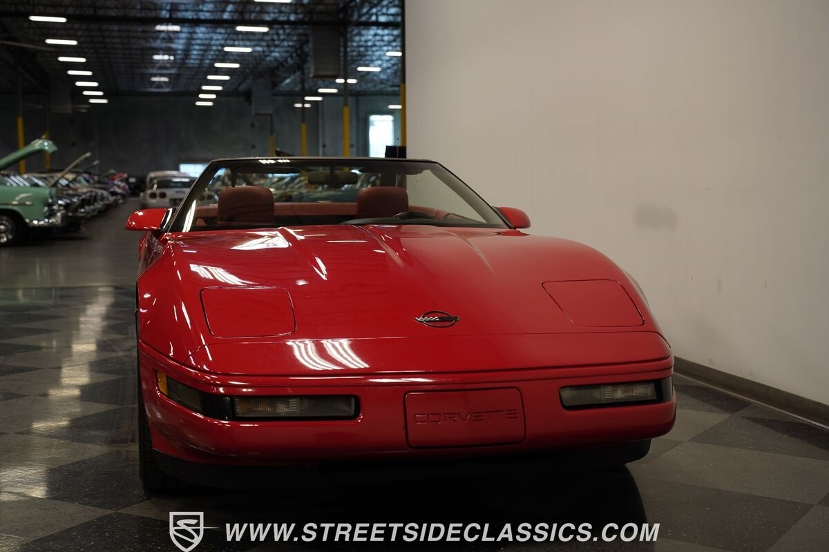 Chevrolet-Corvette-1992-Convertible-21