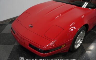 Chevrolet-Corvette-1992-Convertible-24