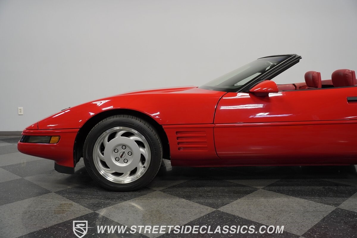 Chevrolet-Corvette-1992-Convertible-27