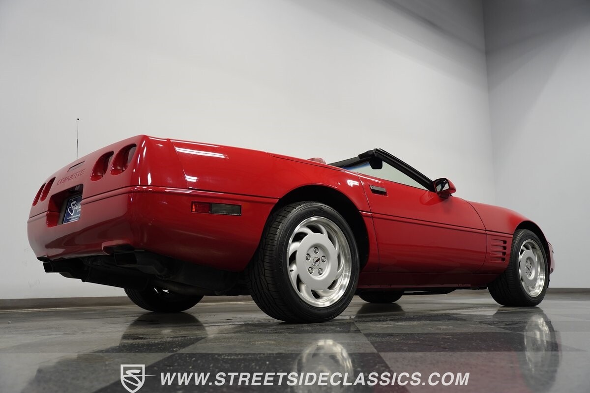 Chevrolet-Corvette-1992-Convertible-31