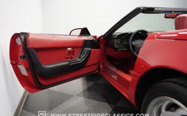 Chevrolet-Corvette-1992-Convertible-38