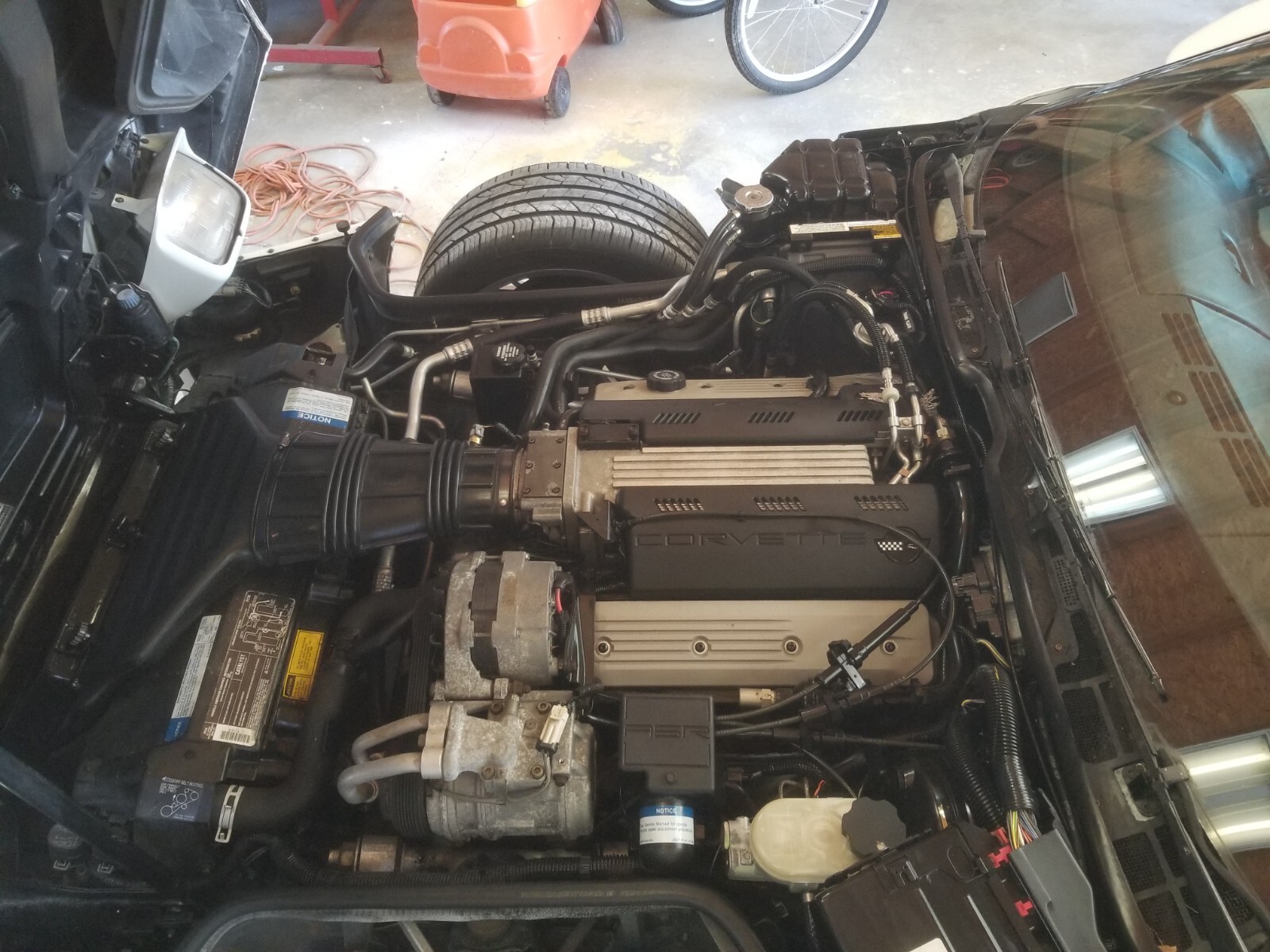 Chevrolet-Corvette-1992-Coupe-11