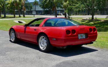 Chevrolet-Corvette-1992-Coupe-12