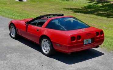 Chevrolet-Corvette-1992-Coupe-13