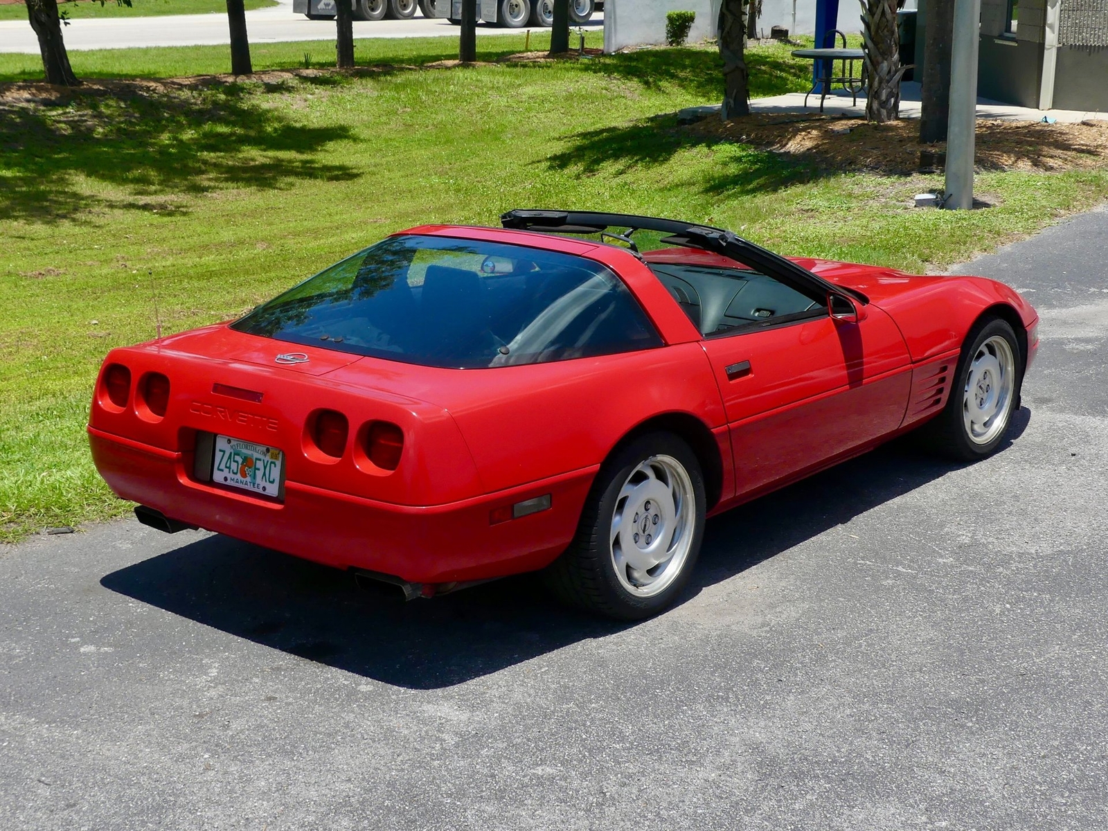 Chevrolet-Corvette-1992-Coupe-19