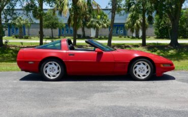 Chevrolet-Corvette-1992-Coupe-2