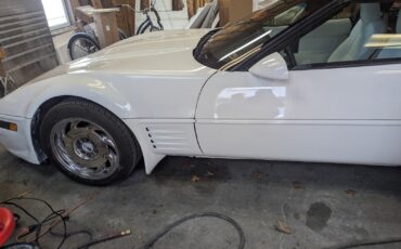 Chevrolet-Corvette-1992-Coupe-2