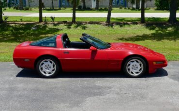 Chevrolet-Corvette-1992-Coupe-21
