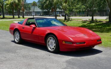 Chevrolet-Corvette-1992-Coupe-23