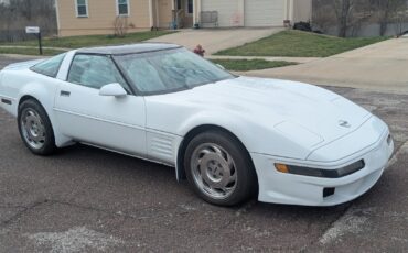 Chevrolet-Corvette-1992-Coupe-3