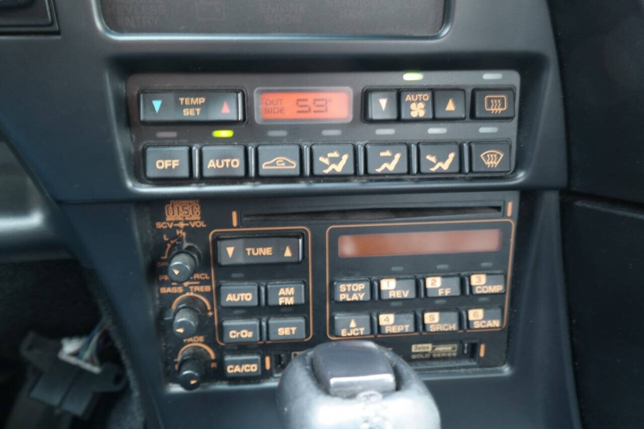 Chevrolet-Corvette-1992-Hatchback-14