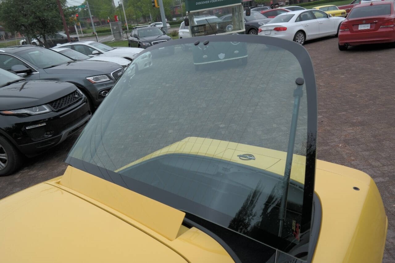 Chevrolet-Corvette-1992-Hatchback-26