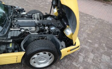 Chevrolet-Corvette-1992-Hatchback-28