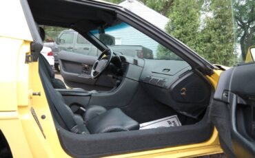 Chevrolet-Corvette-1992-Hatchback-32