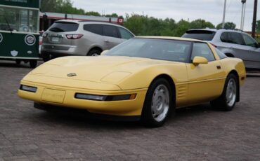 Chevrolet-Corvette-1992-Hatchback-5