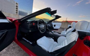 Chevrolet-Corvette-1992-red-11