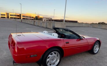 Chevrolet-Corvette-1992-red-3