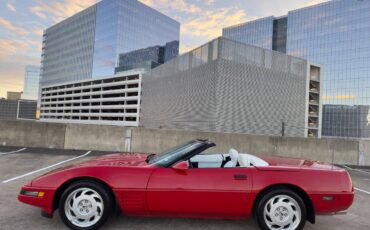 Chevrolet-Corvette-1992-red-4