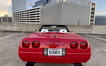 Chevrolet-Corvette-1992-red-6