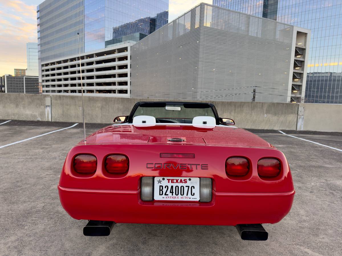 Chevrolet-Corvette-1992-red-6