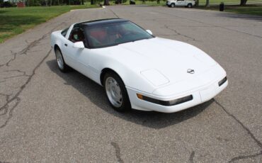 Chevrolet-Corvette-1992-white