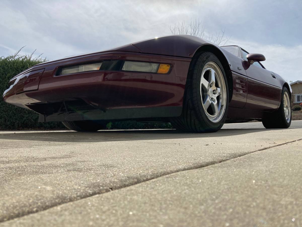 Chevrolet-Corvette-1993-13