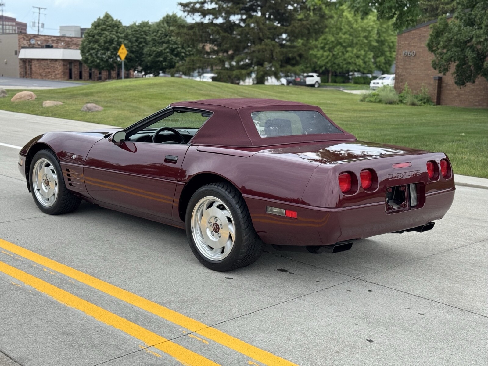Chevrolet-Corvette-1993-15