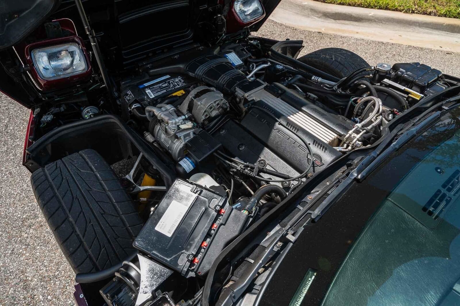 Chevrolet-Corvette-1993-2-Door-10