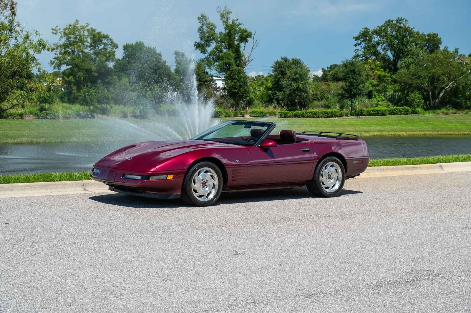 Chevrolet-Corvette-1993-2-Door-17