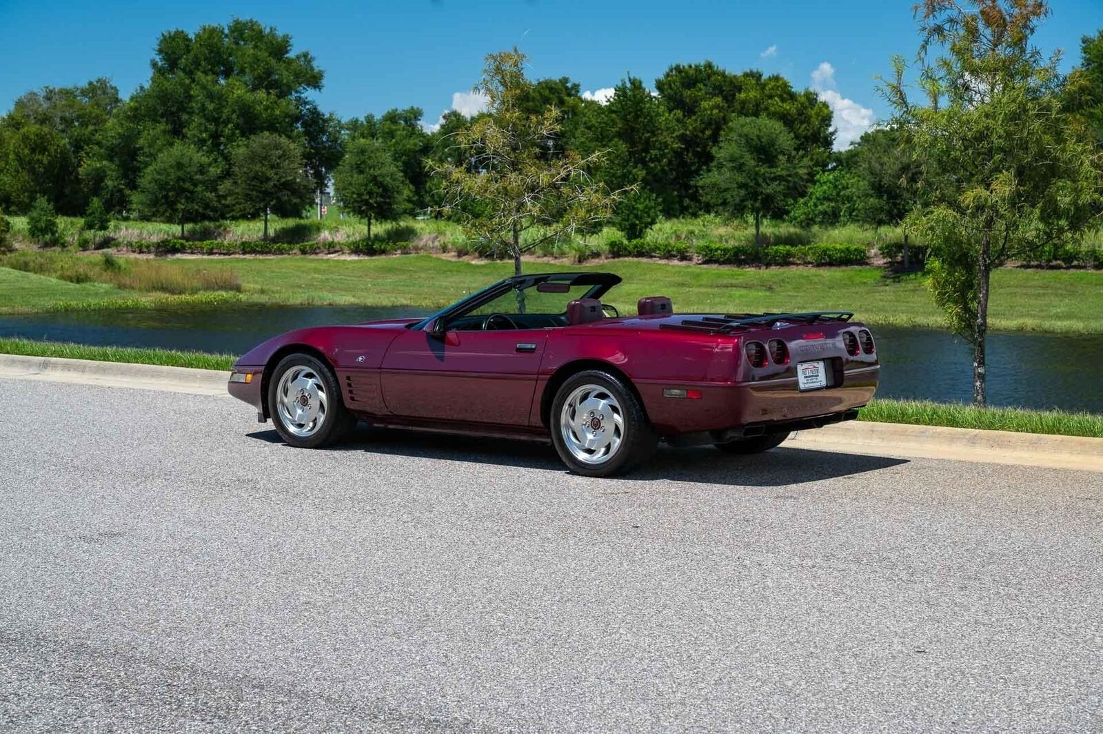 Chevrolet-Corvette-1993-2-Door-21