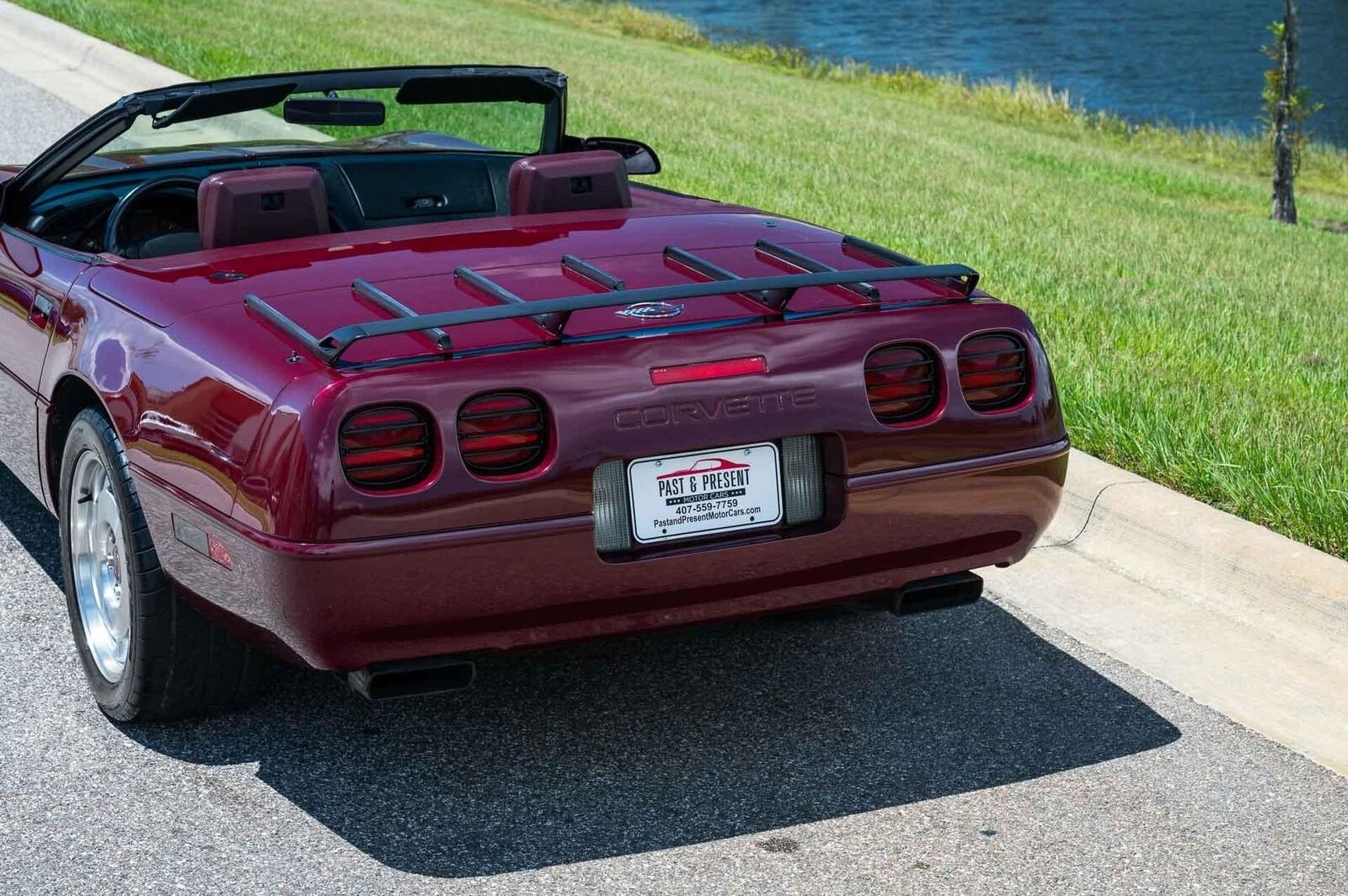 Chevrolet-Corvette-1993-2-Door-22