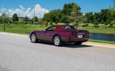 Chevrolet-Corvette-1993-2-Door-35