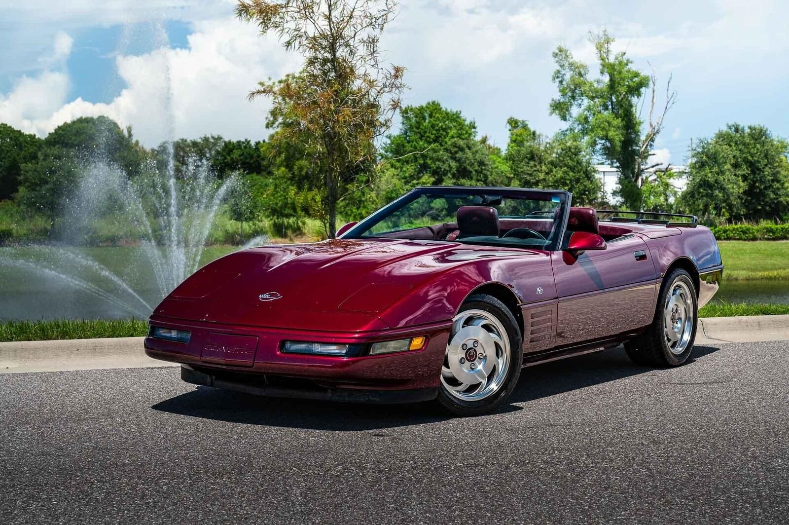 Chevrolet-Corvette-1993-2-Door-39