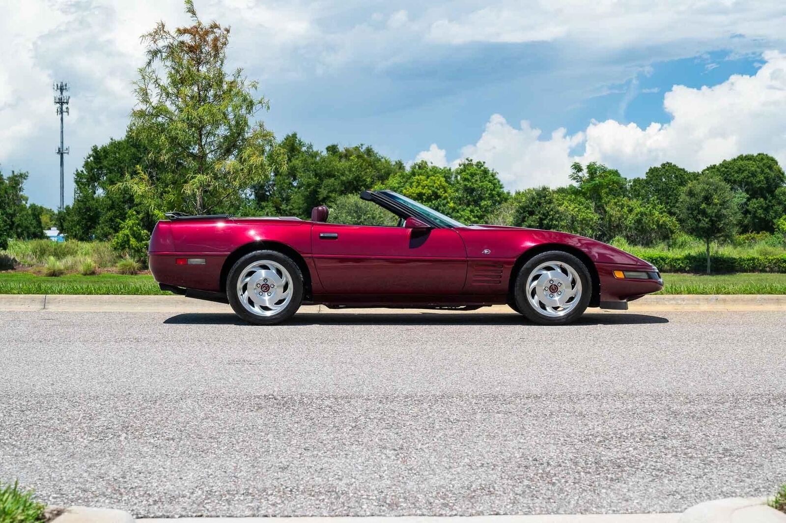 Chevrolet-Corvette-1993-2-Door-6