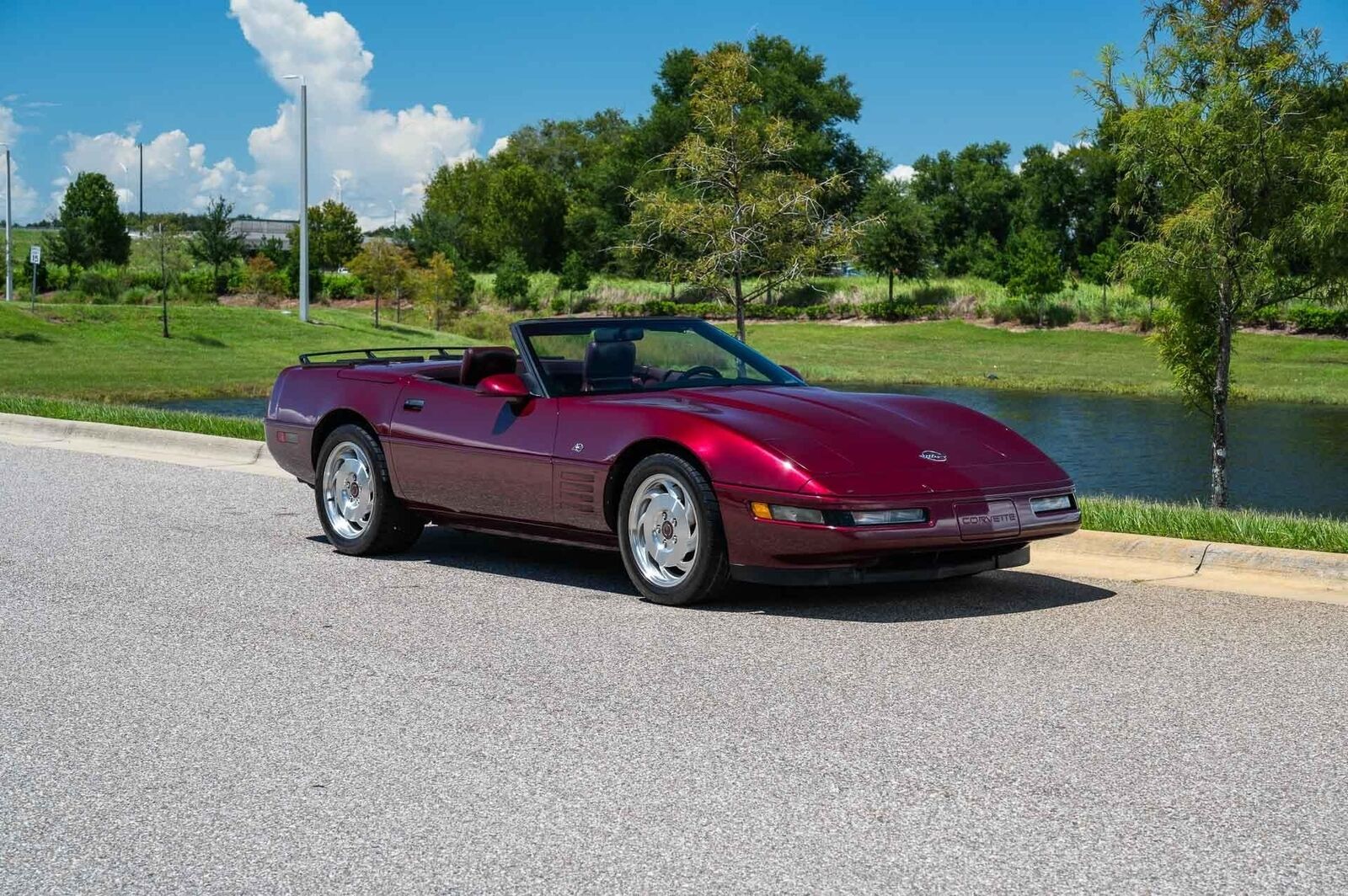 Chevrolet-Corvette-1993-2-Door-8