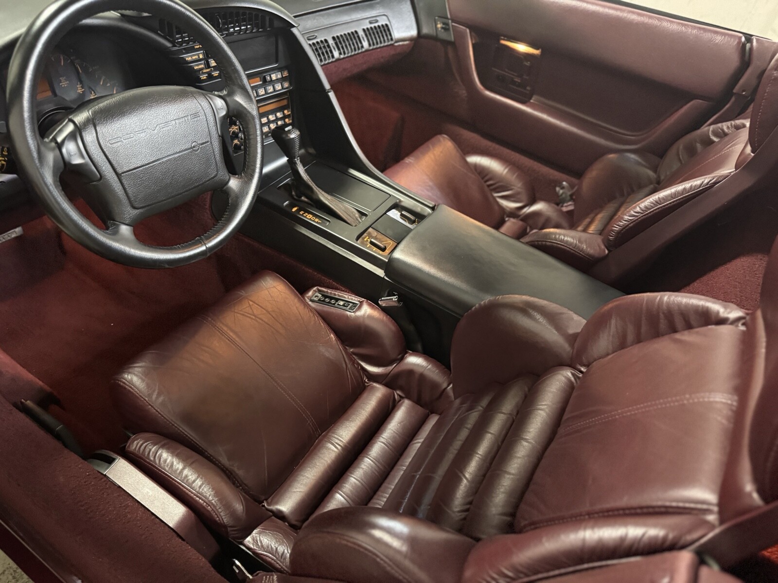Chevrolet-Corvette-1993-21