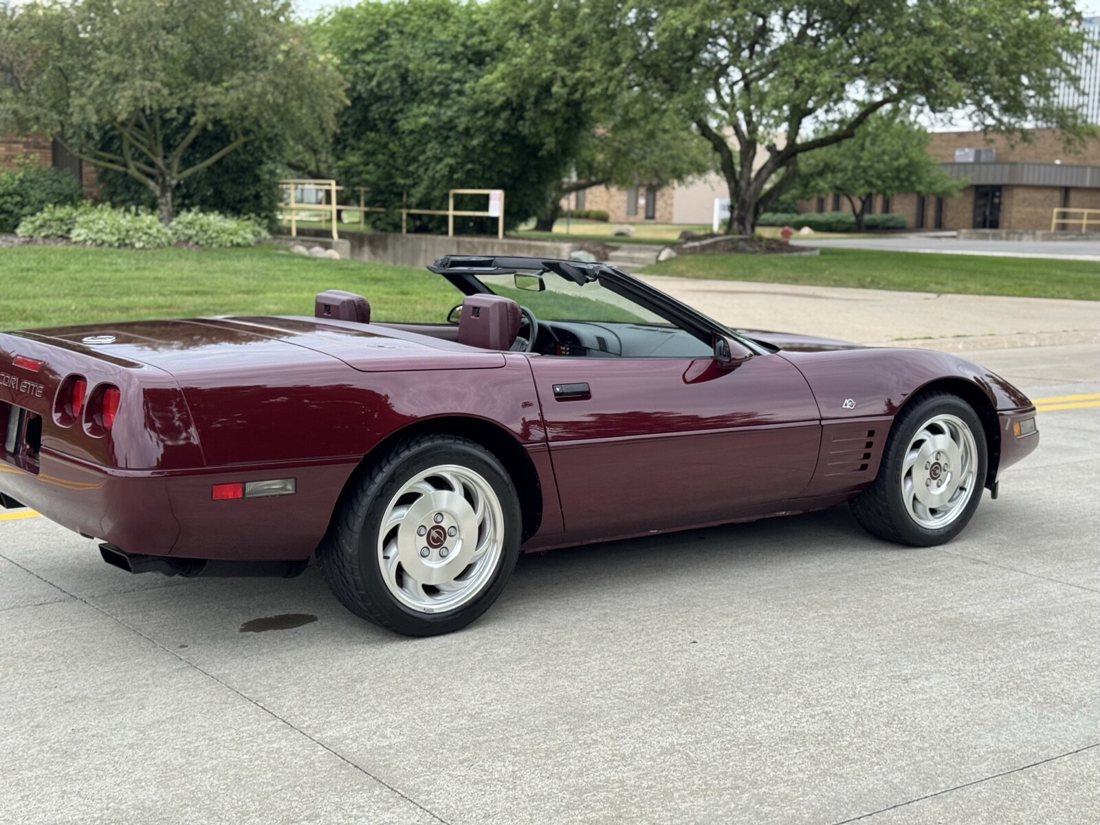 Chevrolet-Corvette-1993-3