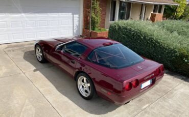 Chevrolet-Corvette-1993-8