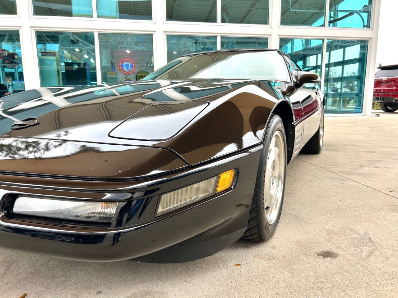 Chevrolet-Corvette-1993-Convertible-10