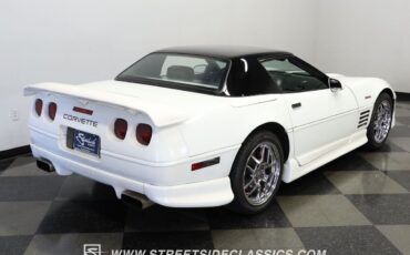 Chevrolet-Corvette-1993-Convertible-10