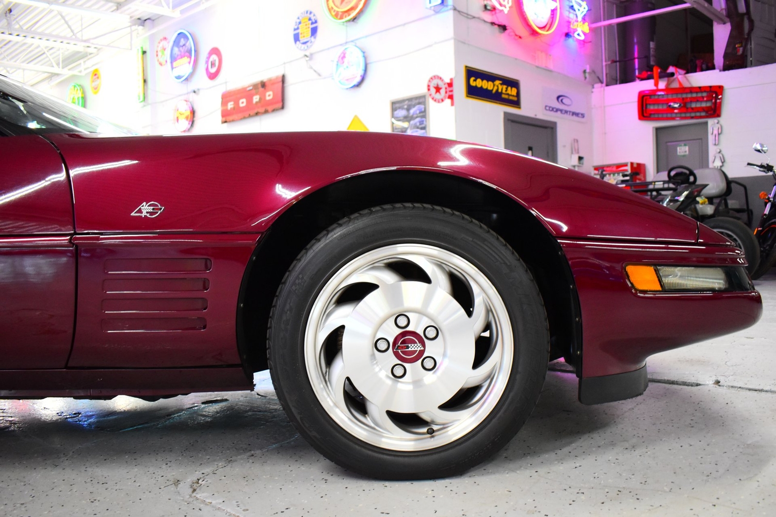 Chevrolet-Corvette-1993-Convertible-19