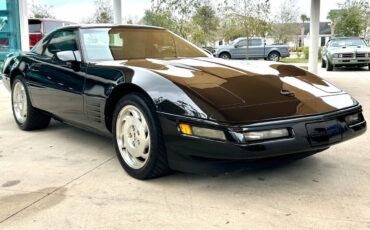 Chevrolet-Corvette-1993-Convertible-2