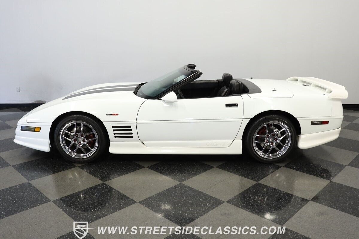 Chevrolet-Corvette-1993-Convertible-2
