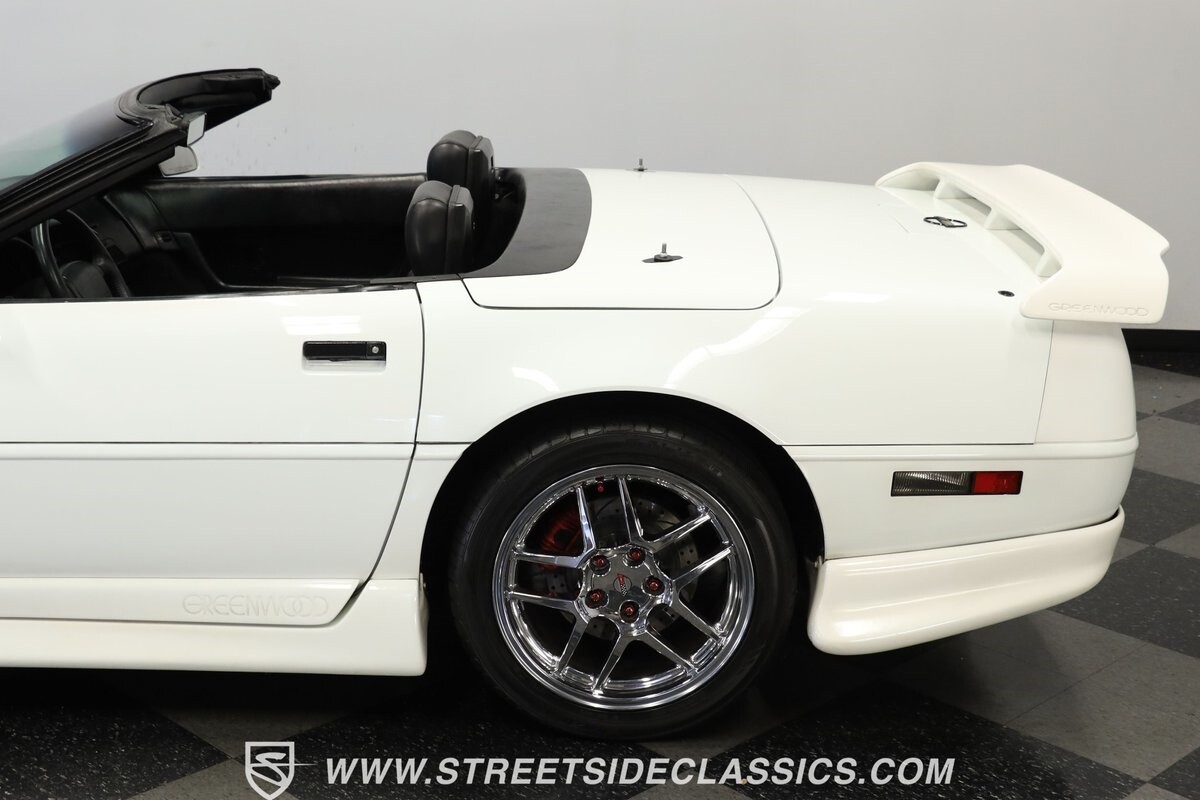 Chevrolet-Corvette-1993-Convertible-23