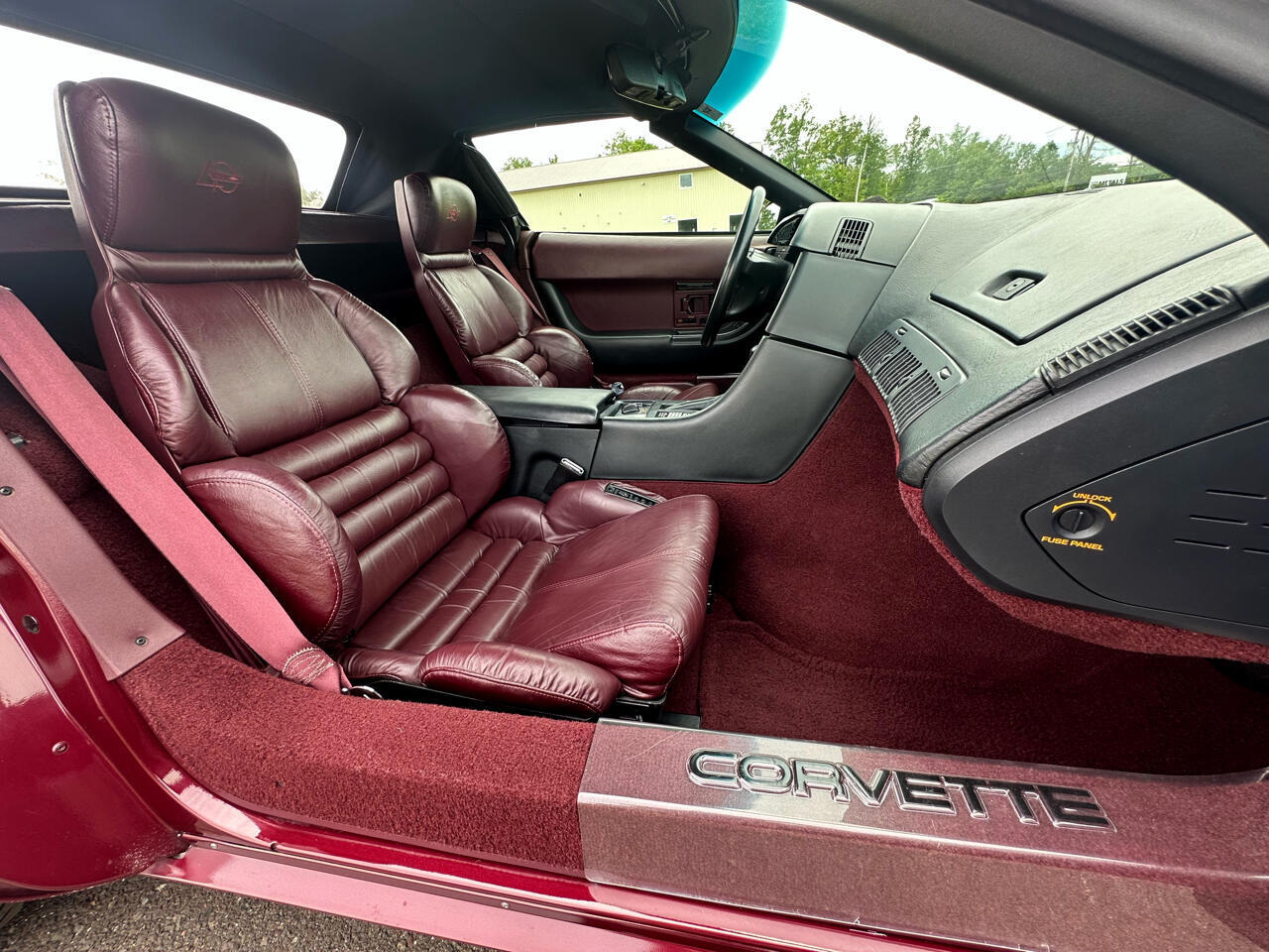 Chevrolet-Corvette-1993-Convertible-25