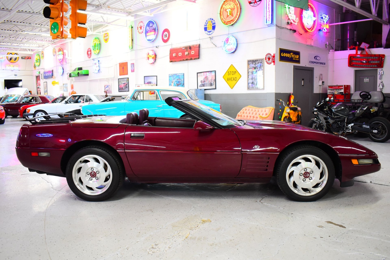 Chevrolet-Corvette-1993-Convertible-3