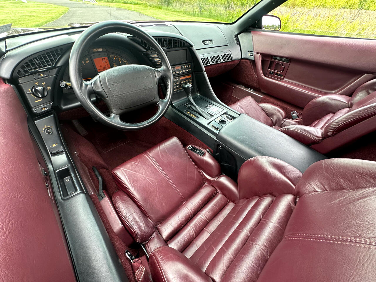 Chevrolet-Corvette-1993-Convertible-30